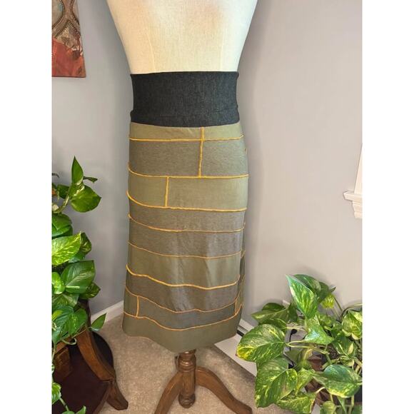 Handmade Upcycled Cotton Patchwork Serged skirt by Jeorjia Shea - Picture 3 of 7